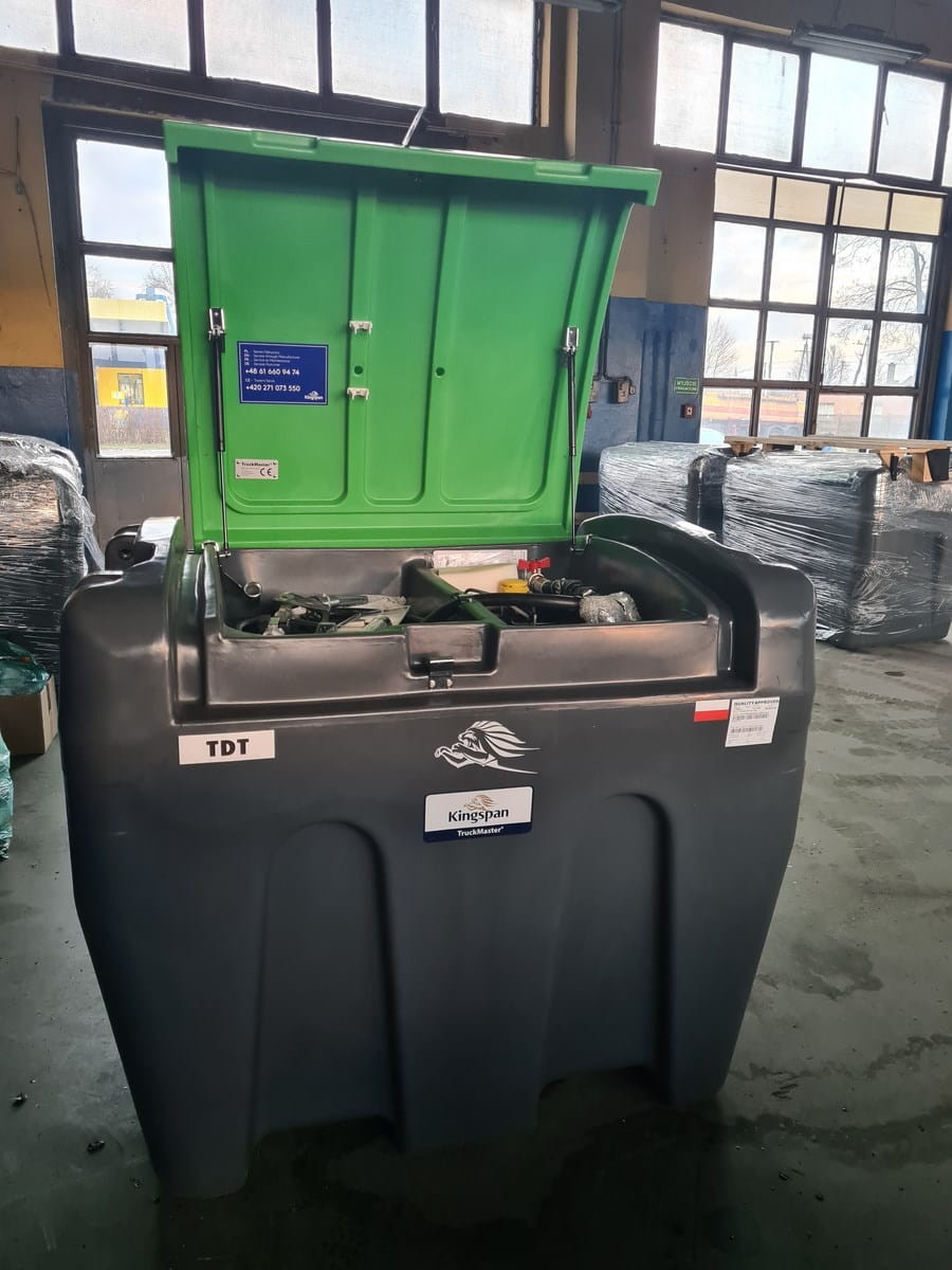 Zbiornik mobilny 900L Truckmaster, pompa 12V, licznik K24 wersja LUX